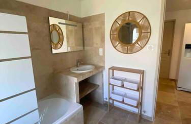 Entre les Alpilles et le Luberon 3 chambres 10 pers - Photo 23