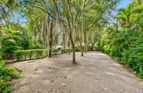 2 Homes • Hot Tubs x2 • Heated Pool • Fire Pit - Foto 43