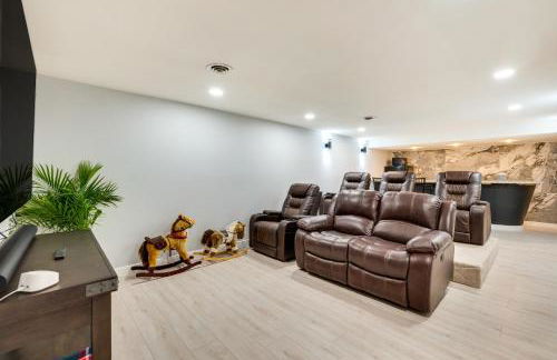 Pet-Friendly Gem with Private Yard in Westminster! - Foto 2