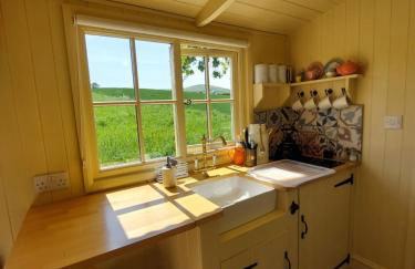 The Humble Hut - Photo 11