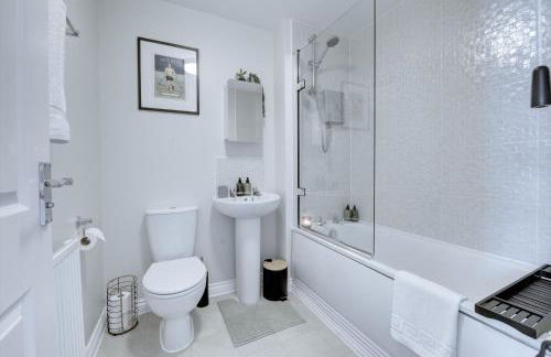 Market House by Spa Town Property - Spacious & Stylish Townhouse with Free Parking Near to Stratford-upon-Avon, Warwick & Solihull - Foto 9