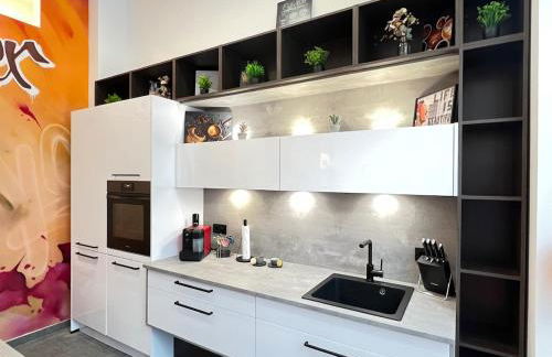 RBJ Loft Hannover-Linden - Graffiti und Parkplatz - Foto 13