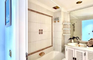 MIRAFLORES BEACH&TENNIS AMAZING VIEW BY THE SEA - Photo 27