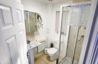 Family Friendly Modern 4BD House - Foto 32