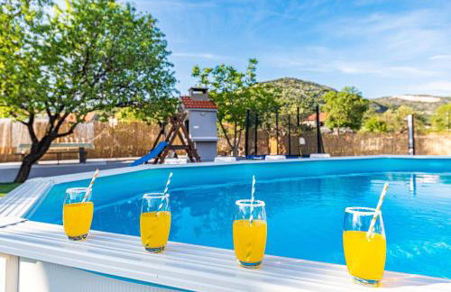 Villa SM Matijas - Photo 1