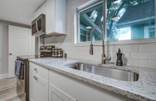 Institute Charm - Near Hotspots King Sleek Studio - Foto 23