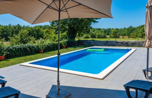 Villa Lastavica pod Ruzon, two beautiful villas in the heart of Istria - Photo 29