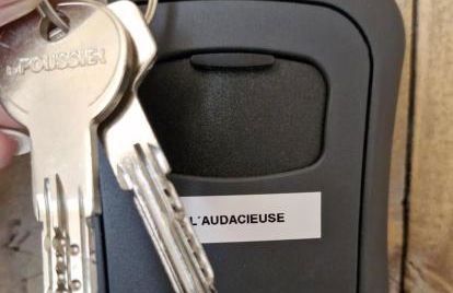 L'audacieuse-Jacuzzi et sauna , miroir suspendu - Foto 79