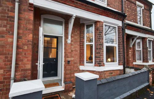 BIG Contractor House in Leamington Spa with 7 Beds by PureStay - 14 Night min! - Foto 37