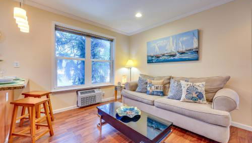 Heart of Historic District Pet-Friendly Home! - Photo 5