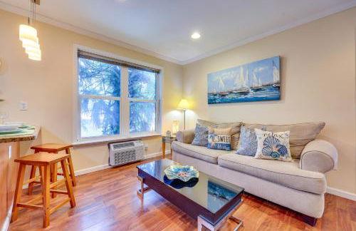 Heart of Historic District Pet-Friendly Home! - Photo 5