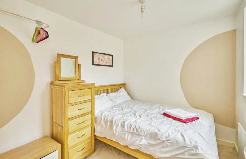 Amazing 2BR Flat in Croydon with Balcony - Foto 7