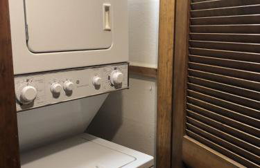 Forest view, log-sided two bedroom, two bath condo on Lake Ouachita, condo - Foto 28