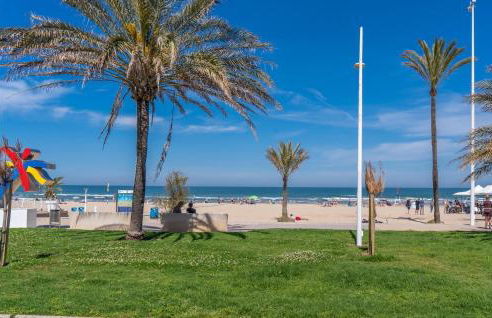 2 Bedroom Cozy Apartment In Gandia - Photo 8