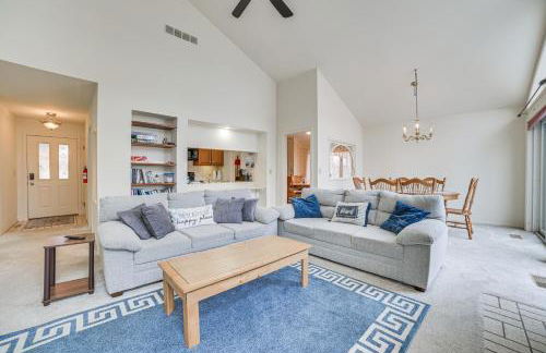 Lakefront Home with Deck and Dock in Oscoda Twp! - Foto 1