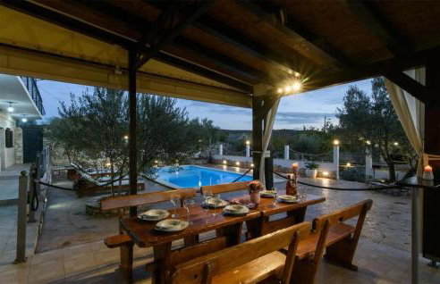 Lovely Home In Unesic With Sauna - Foto 11