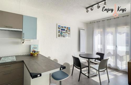 Au pied du Château de l'Empéri - Foto 2