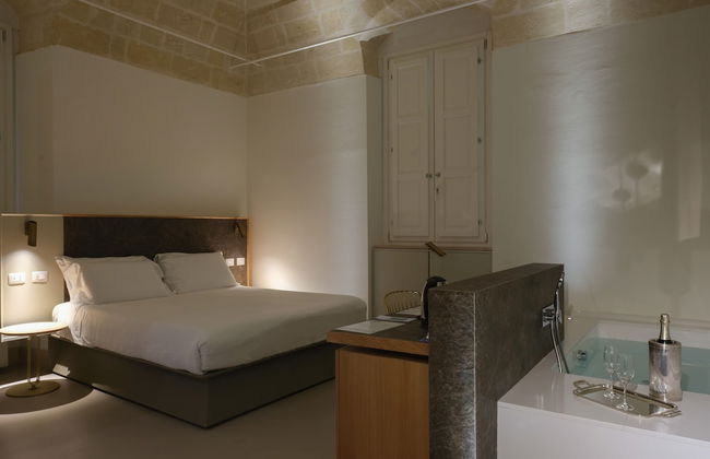 Euvodia Luxury Rooms - Photo 22