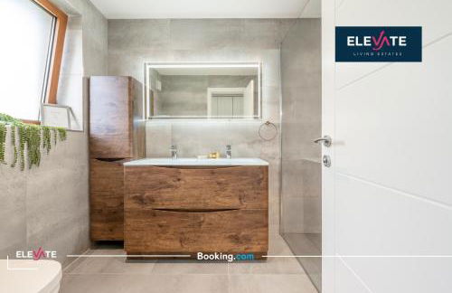 Exclusive Offers I 5 Bedroom House I Free Parking I Sleeps 10 I Elevate Living Estates Short Lets & Serviced Apartments - Foto 24