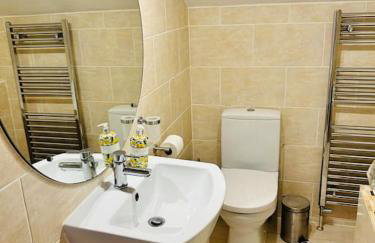 Ilkley Garden Suite - Photo 10