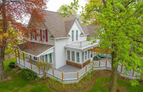 Urban Farmstead Family Retreat - Game Barn - Foto 12