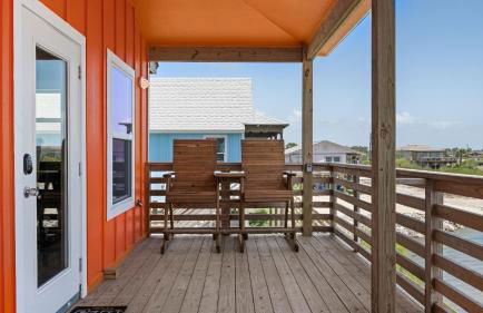 Waterfront Escape w/ Views Shared Pool & Boat Dock Orange Crush by Avantstay - Foto 8