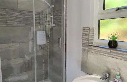 Independent garden studio - sleeps max 3. - Foto 6