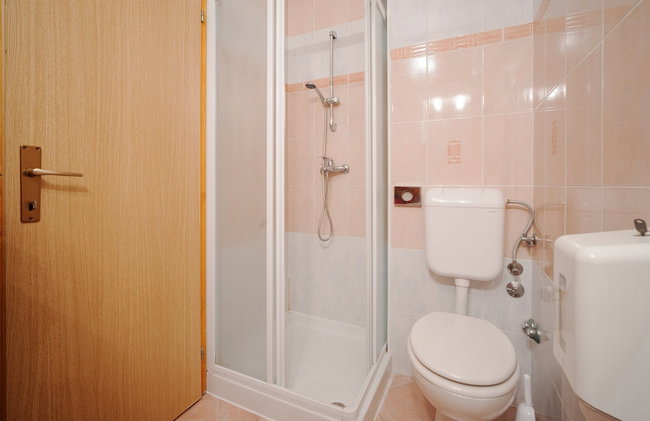 Alluring Apartment in Banjole near Beach & Island - Foto 16