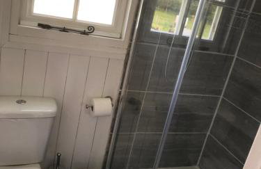 Shepherds Hut (Benny's) - Photo 13