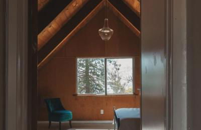 Spacious 4-bedroom cabin on secluded private land - Foto 11