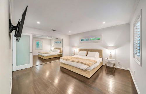 Charming 3BR with Ping-Pong and Spa! - Foto 10