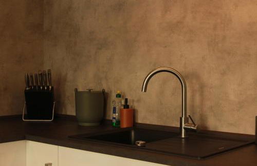 3 Raum Businessapartment in der Kulturhauptstadt 2025 #Kaffeevollautomat #65 Zoll TV mit Surround Soundanlage - Foto 30