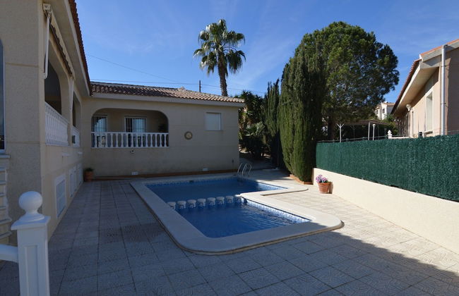 Cozy Villa in Rojales With Private Swimming Pool - Foto 25