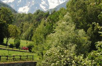 GuestHost - Derby Village - Mountain Heaven Apartment - Photo 2