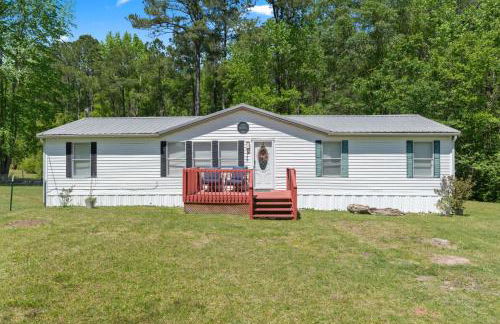 Spacious 2BR Retreat-10 minutes to the Beach! Pet Friendly! - Foto 39