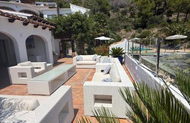 Caroix - Photo 9