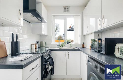 Modern 3 Bedroom House with Spacious Parking, Suitable for Contractors, Insurance Stays and Families near NEC, Solihull, HS2 - Foto 10