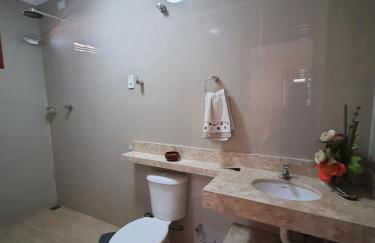 Casa mobiliada com piscina para aluguel por diárias em Martins-RN - Foto 10