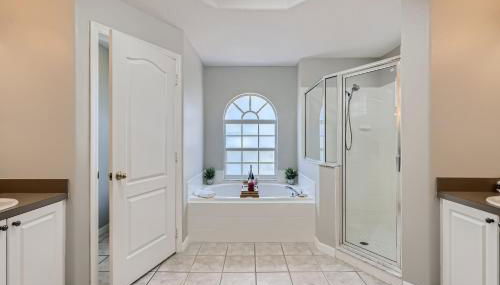 NEW Modern Relaxing 4 Bedroom Pool Villa Near Disney's Parks - Foto 4