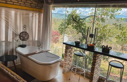 Chalé aconchegante, pertinho da cidade e conectada a natureza - Foto 9