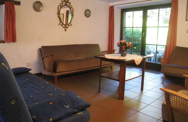 Farmhouse in Basse-bodeux Near Forest - Photo 4