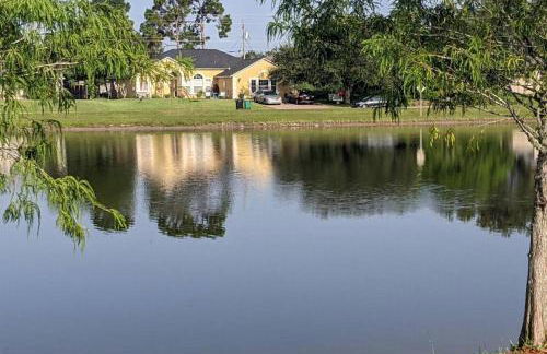 Port Saint Lucie A Little Piece Of Heaven- Peaceful Lake view Apartment- 1 min from I95 and Turnpike - Foto 2