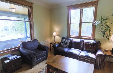 This Restored 1910 Craftsman 4-Bedroom Home Offers The Best Of Bozeman! - Foto 5