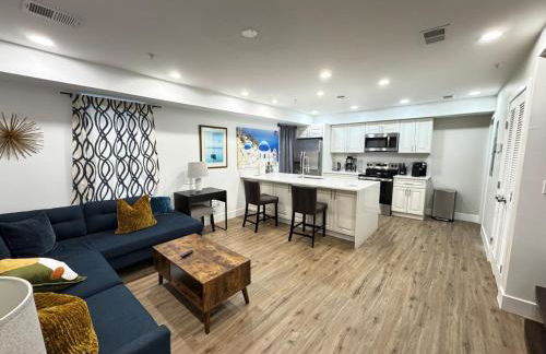 Beautiful Cozy Home in DC with Easy Parking - Photo 2