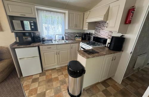 The Squirrel's Nest Stylish Modern Caravan Stay - Foto 34