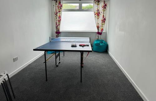 Homely 4 bed in Barnstaple - Foto 7