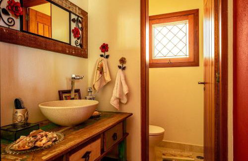 Belíssima casa pé na areia com jacuzzi - Foto 24