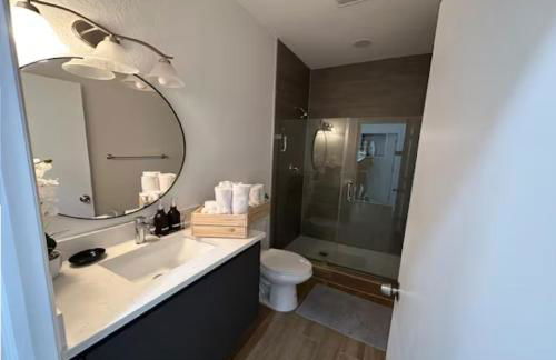 Enjoy our brand new home close to Hollywood in Hallandale Beach! - Foto 13