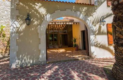 Villa avec piscine intérieur chauffée et parc privé au bord de mer à 3 minutes - Foto 18