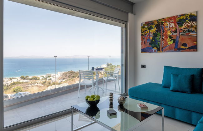 Rhodes Skyline Suites - Photo 18